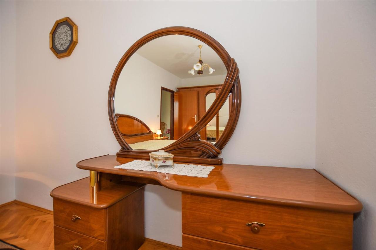 Apartments Rajko Паг Екстериор снимка