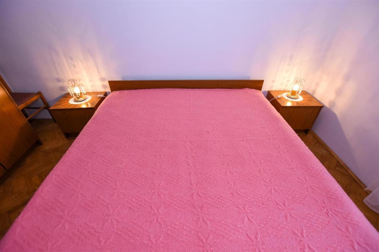Apartments Rajko Паг Екстериор снимка